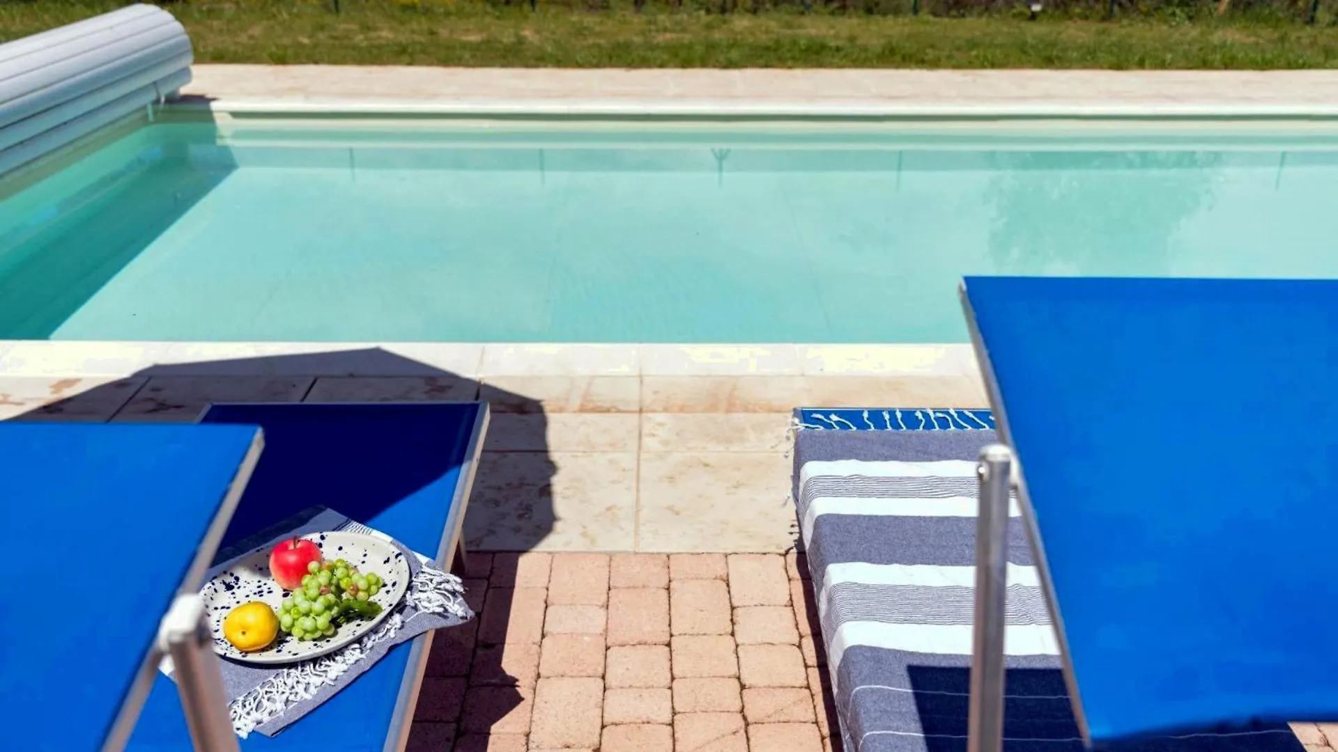 Apartment Il Glicine Dependance Sul Lago Pozzolatico